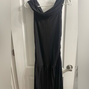 Field Of Dreams Dress in Oatmeal
LIONESS